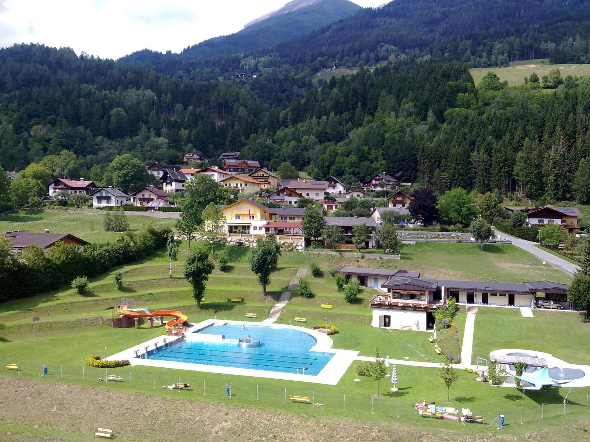 Appartementhaus Flattach Goritschnig ภายนอก รูปภาพ