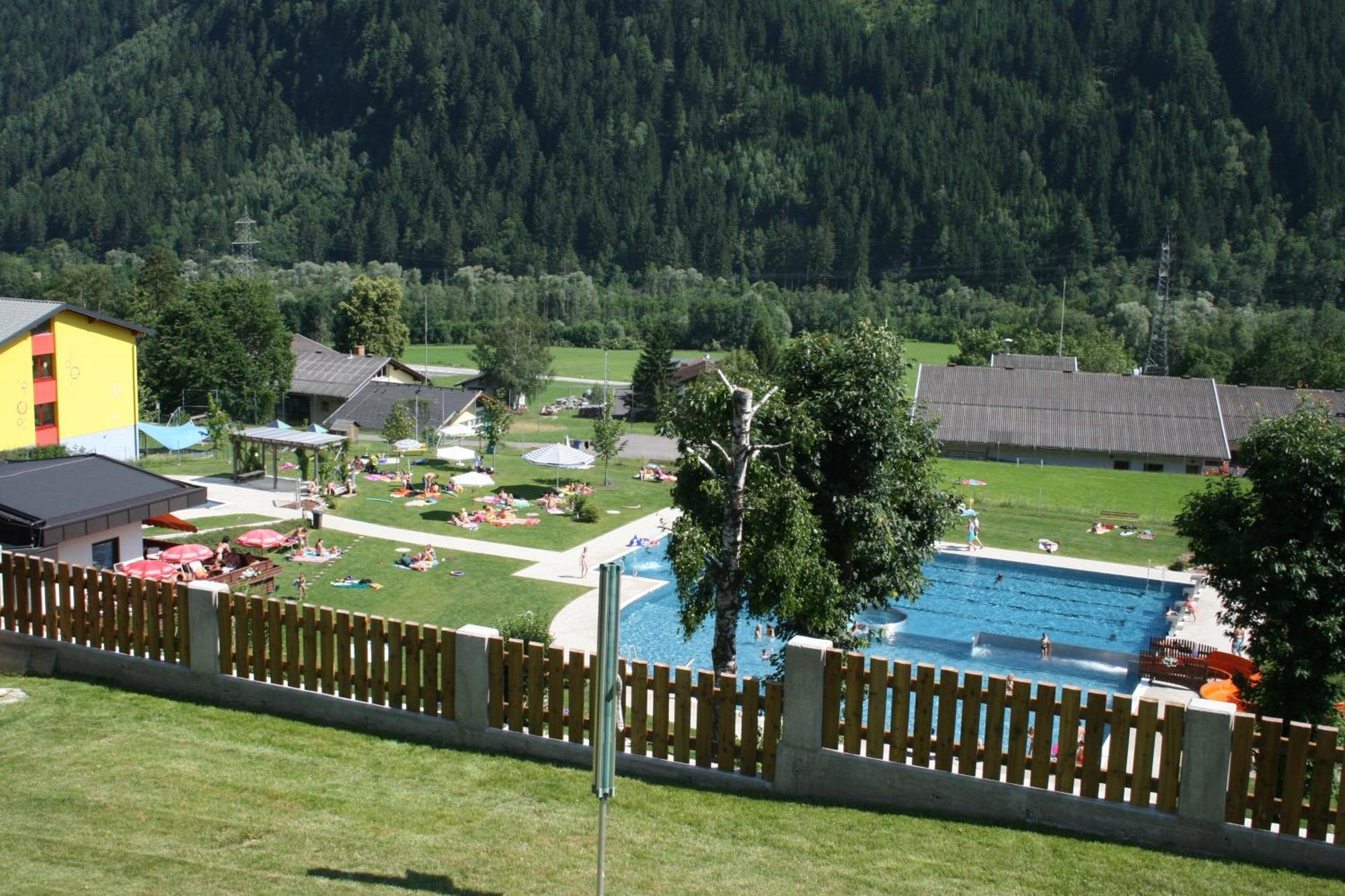Appartementhaus Flattach Goritschnig ภายนอก รูปภาพ