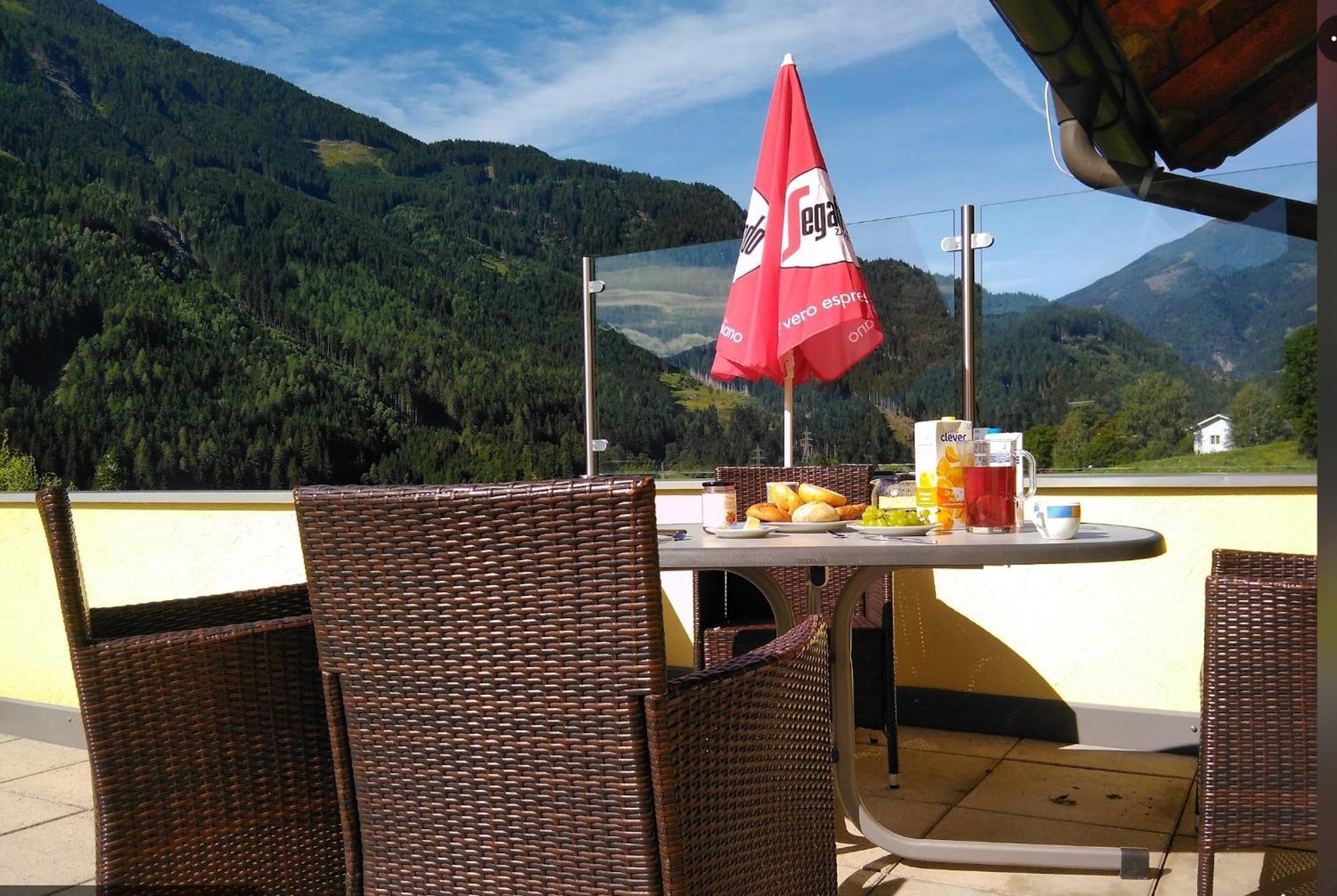 Appartementhaus Flattach Goritschnig ภายนอก รูปภาพ