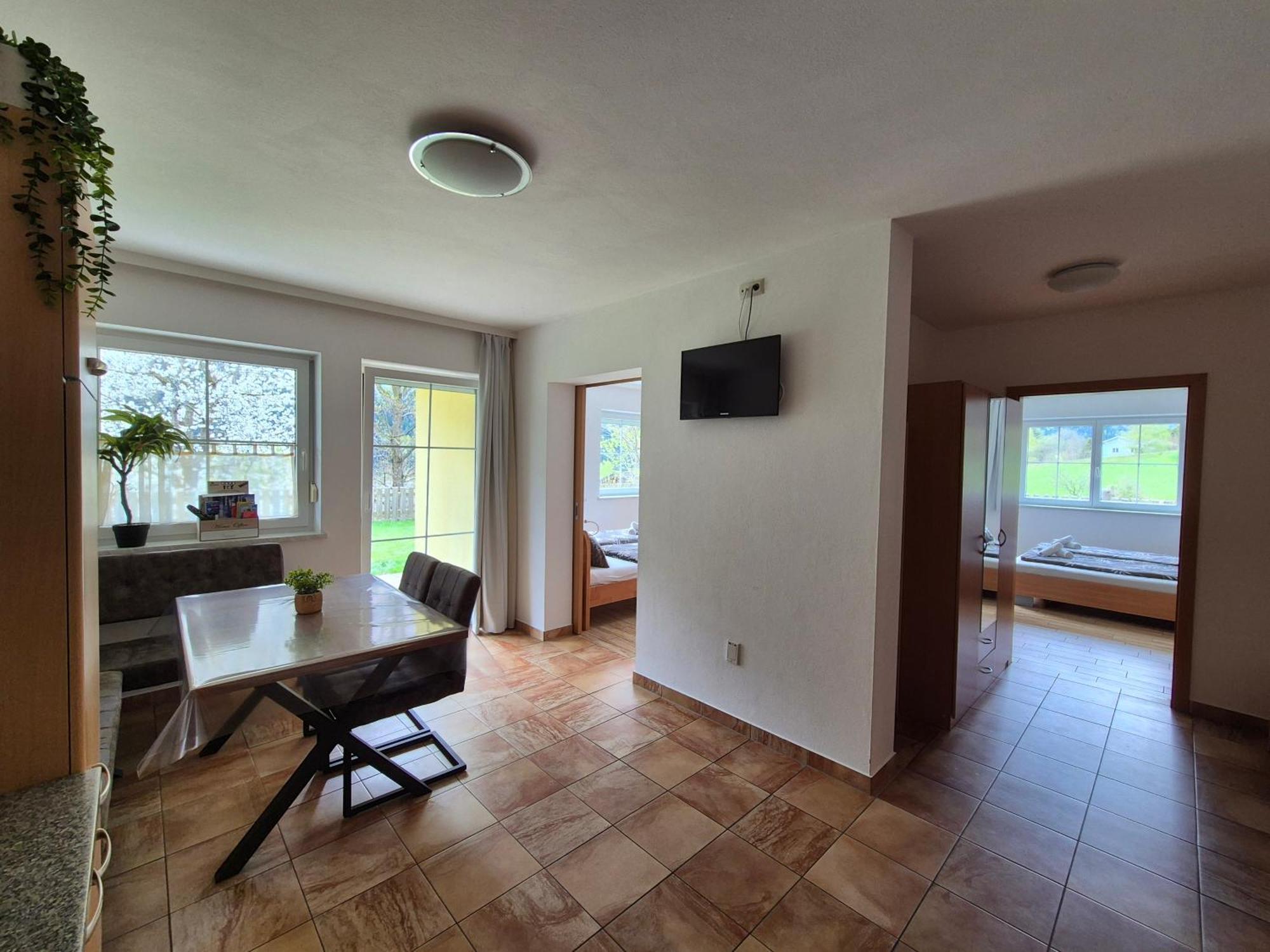Appartementhaus Flattach Goritschnig ภายนอก รูปภาพ