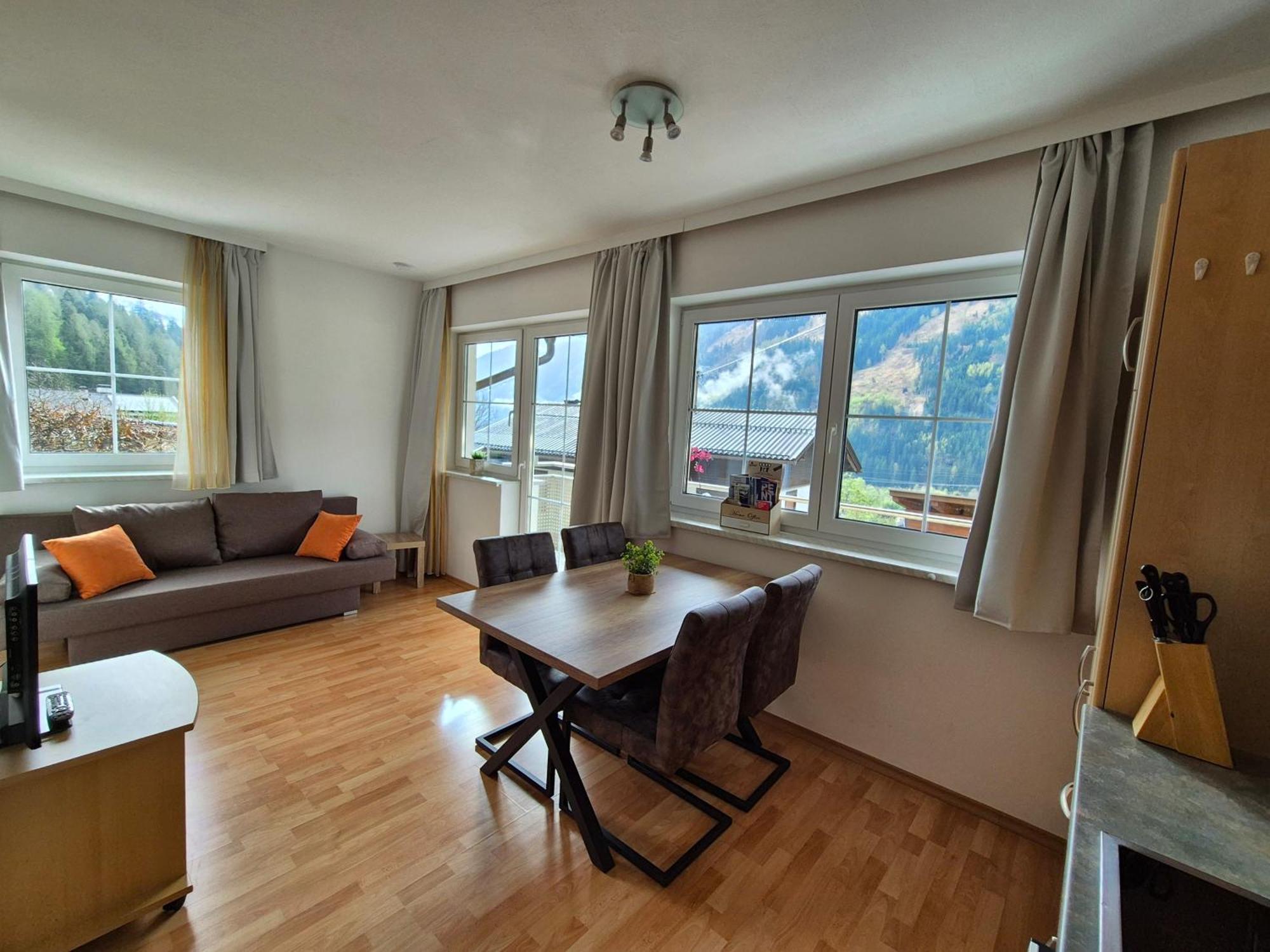 Appartementhaus Flattach Goritschnig ภายนอก รูปภาพ